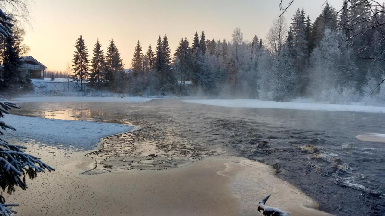 Keskikosken Lomamoekit Venajanjarvi Екстер'єр фото